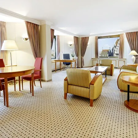 Hilton 5*