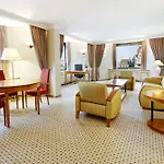 Hilton 5*