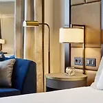 힐튼
