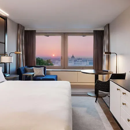 Hilton 5*