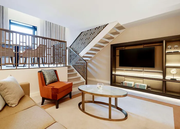 Hilton Ξενοδοχείο 5*