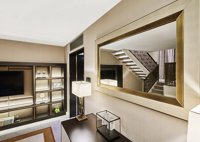 Hilton Ξενοδοχείο 5*